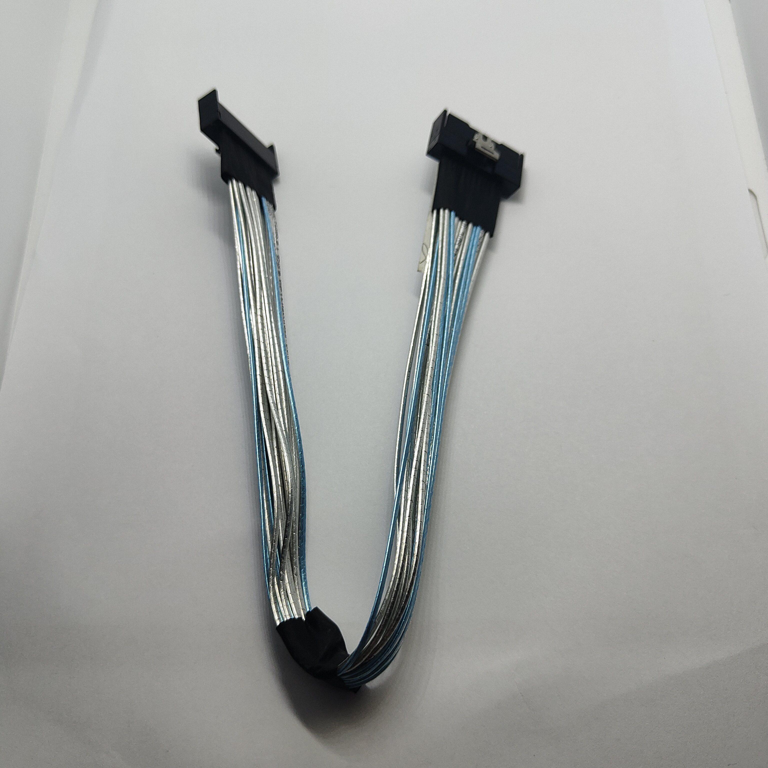 MCIO 8X STR L=300 Cable