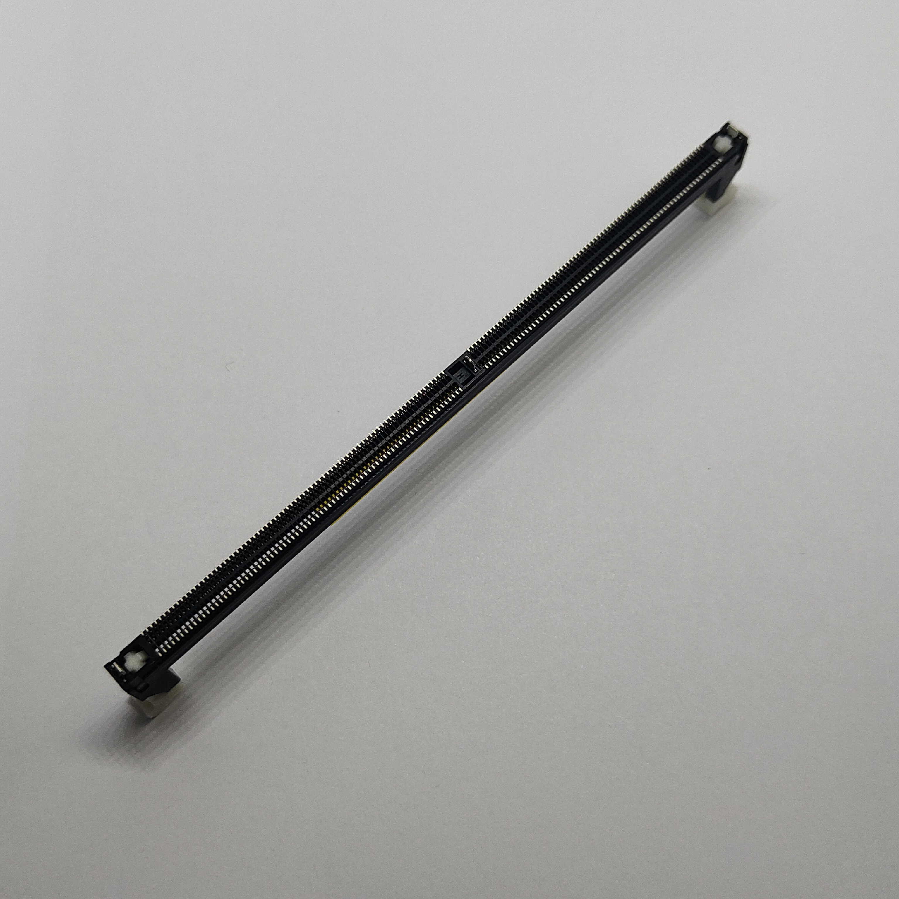 DDR5 288PIN SMD Au1u" White Ejector Latches