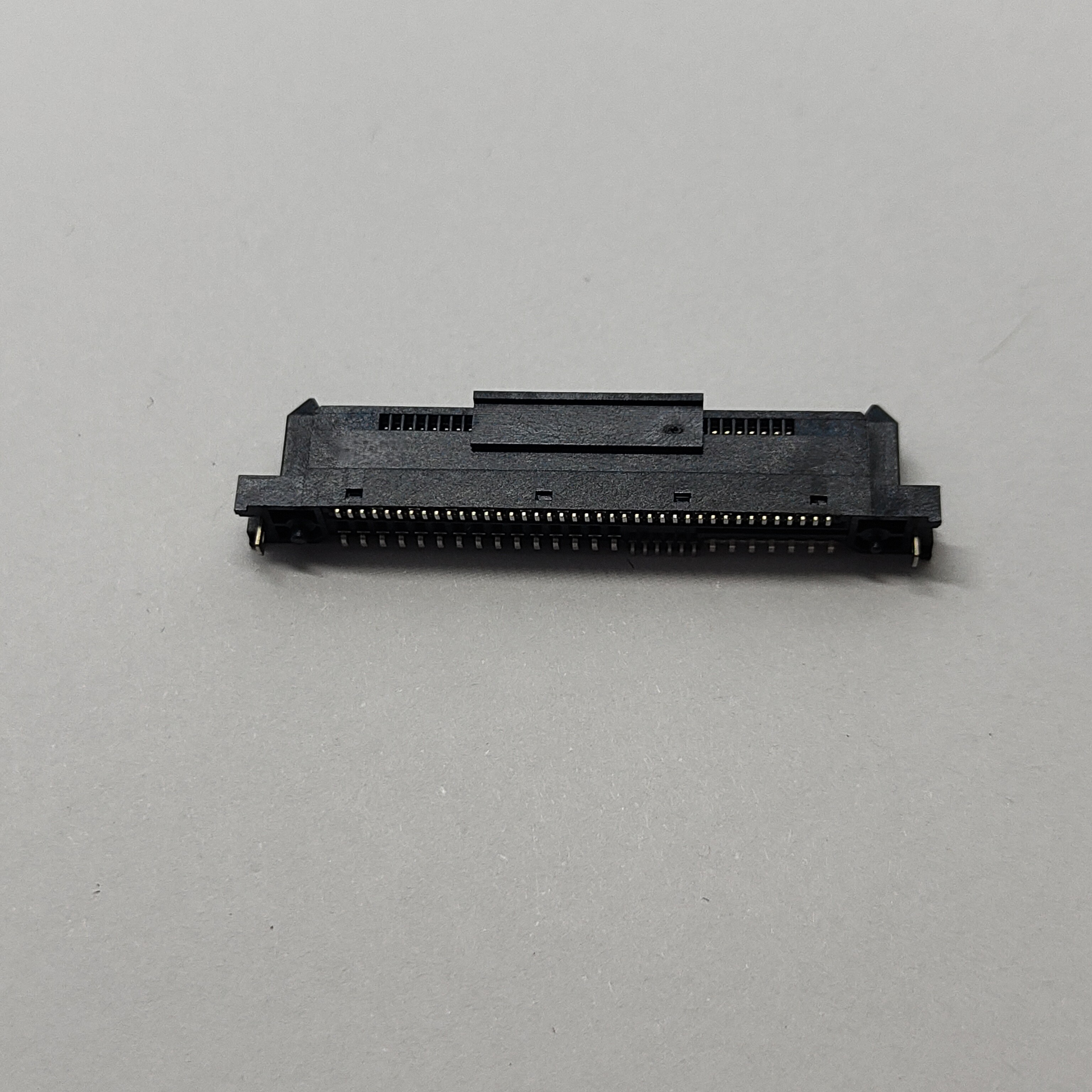 PCIe SAS VERTICAL SMT CONN Au30u''