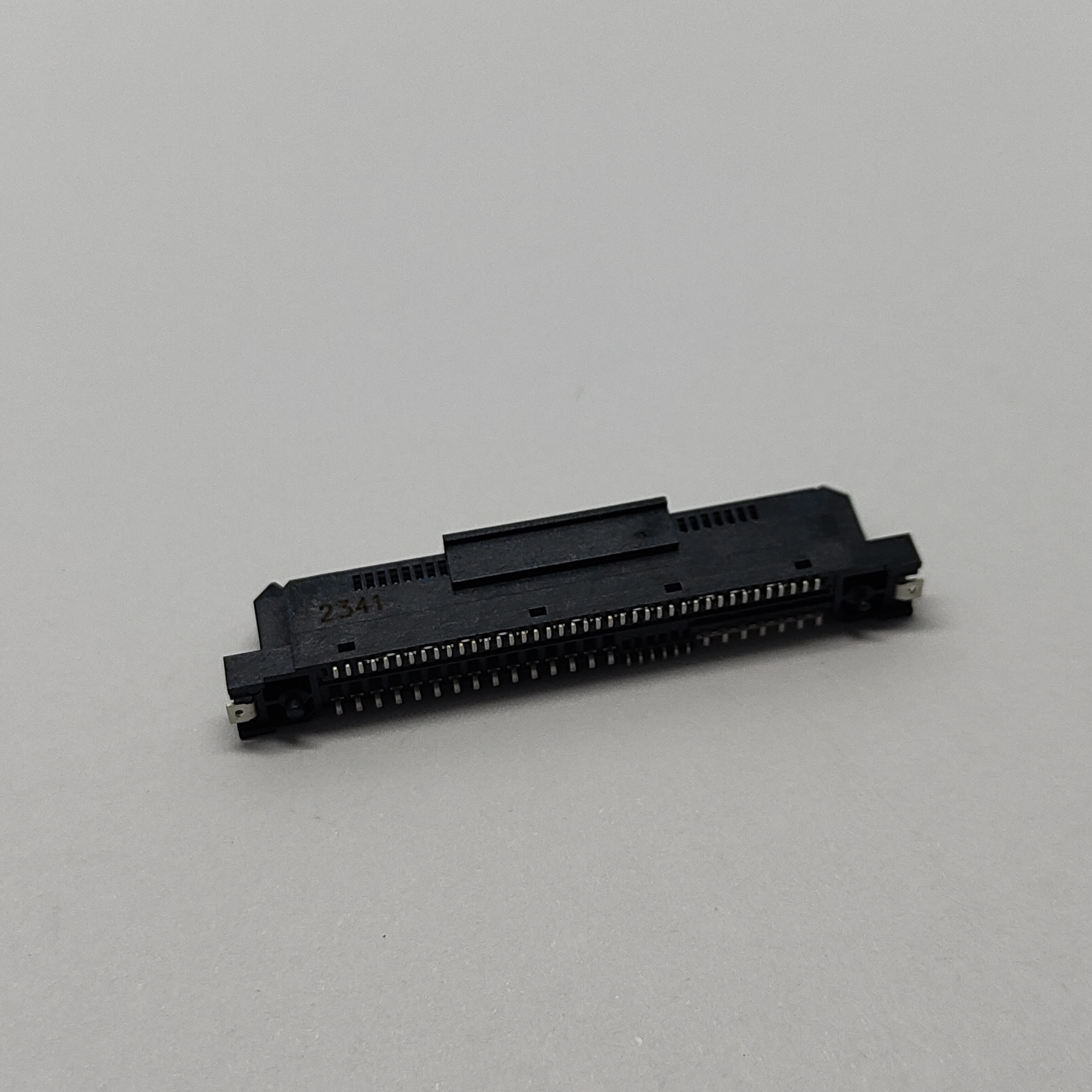 PSAS 68PIN for PCle 5.0 VERTICAL SMT CONN Au30u''