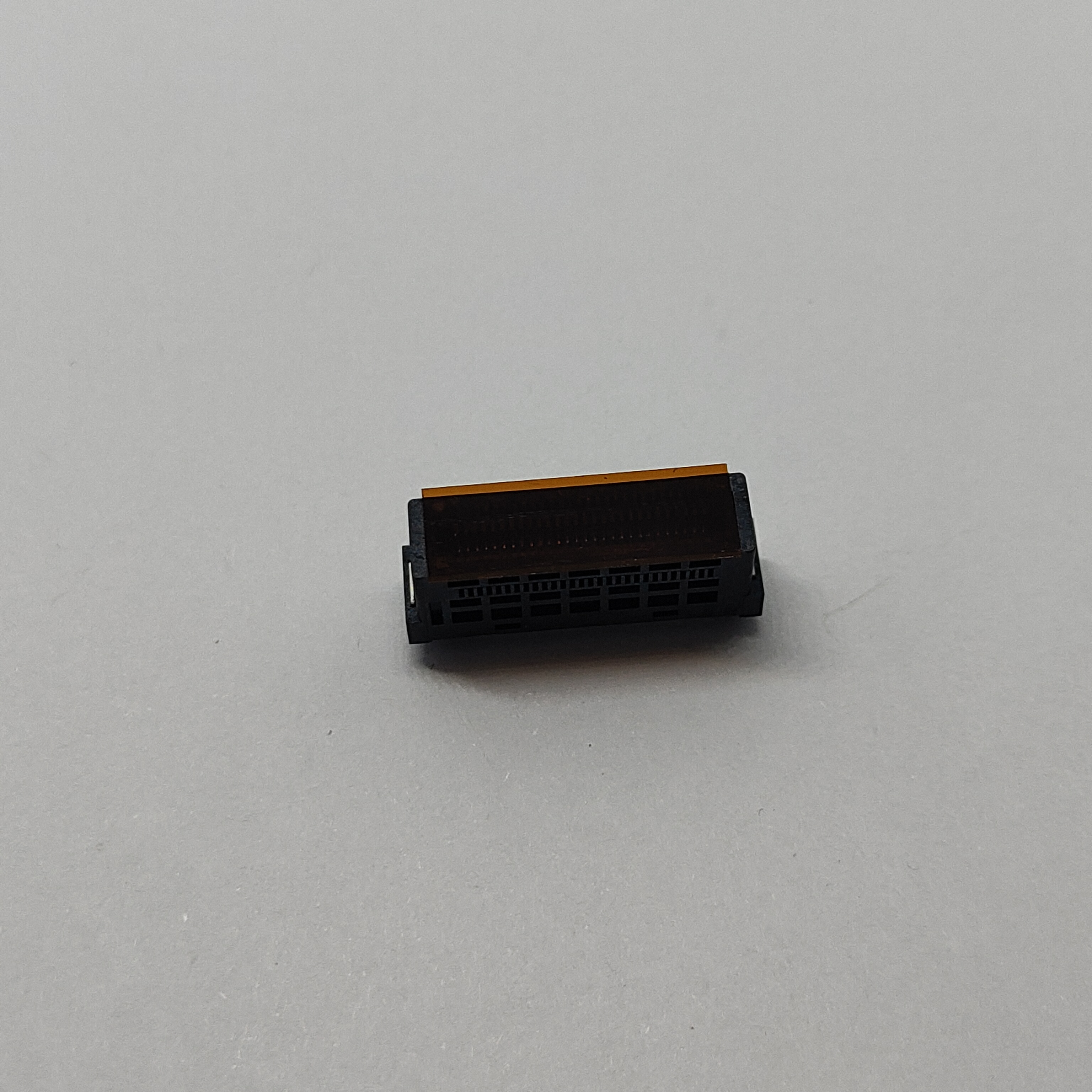 GenZ Series 1C Vertical 56-Pin Connector Au30u''