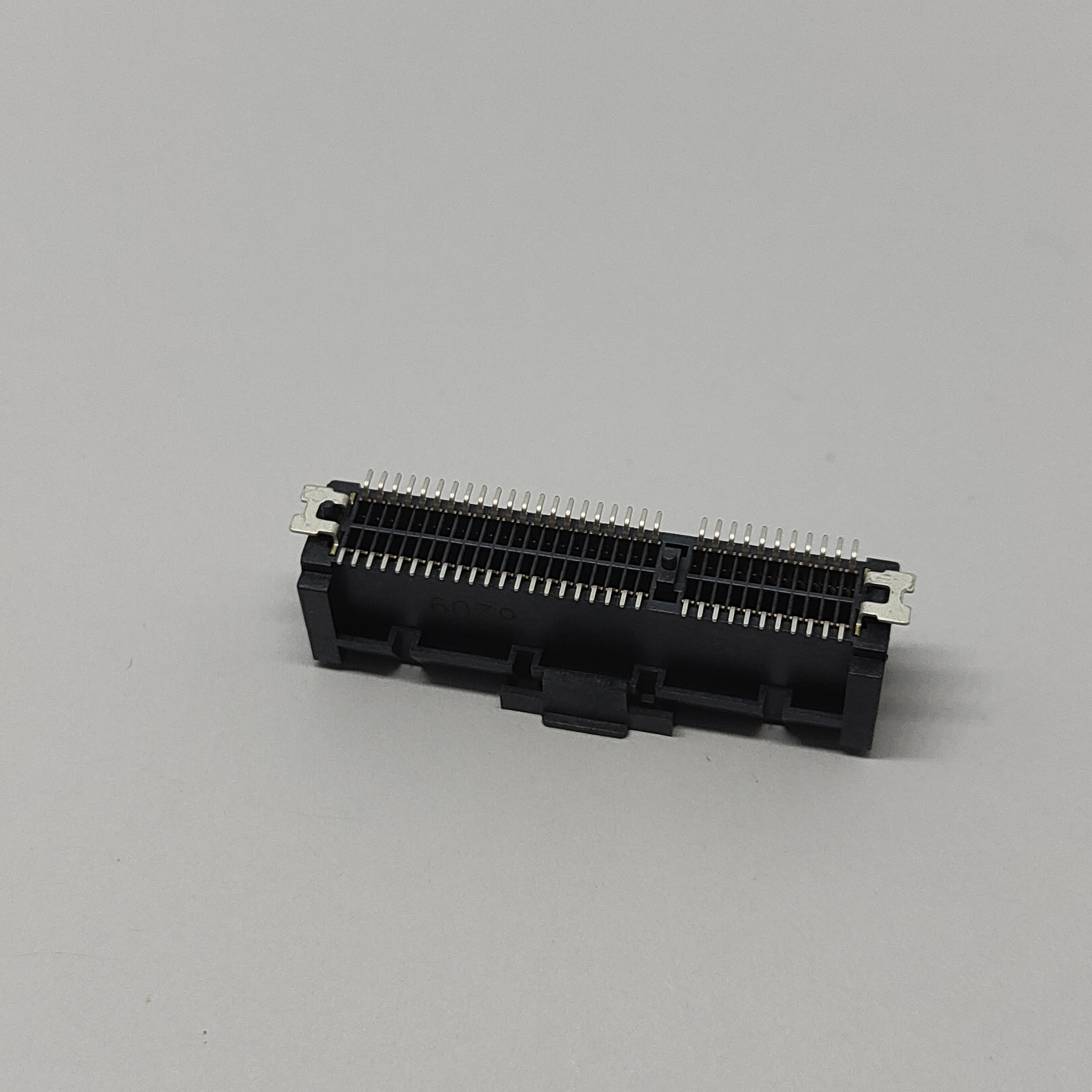 PCIe 4.0 64P SMT Connector W/ Ground Shield & CAP, LCP Black, Phosphor Bronze Au15u'', Tape & Reel
