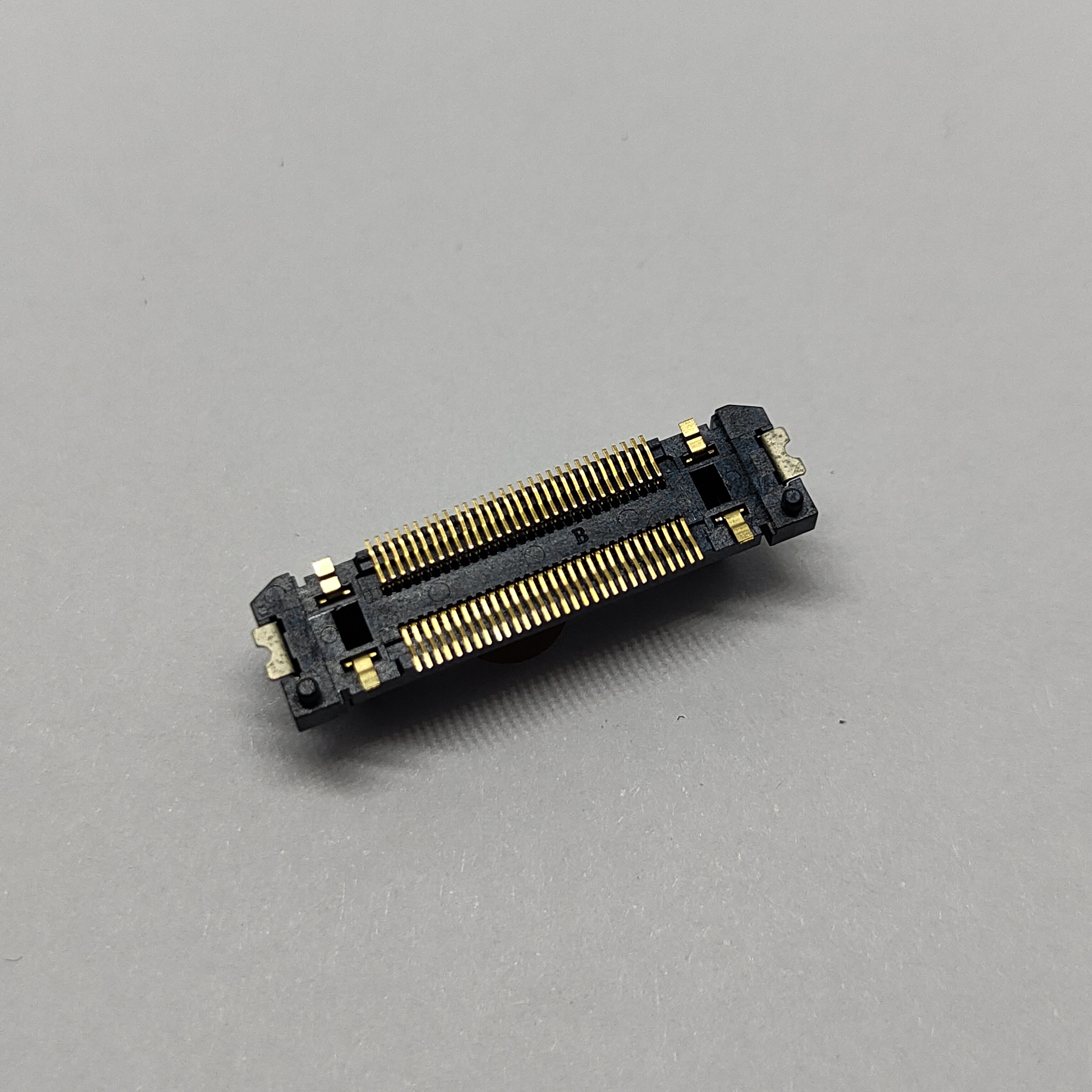 0.50mm Pitch Floating BTB Male, Vertical SMT, High Temperature 8mm, Au3u" , High Temperature LCP