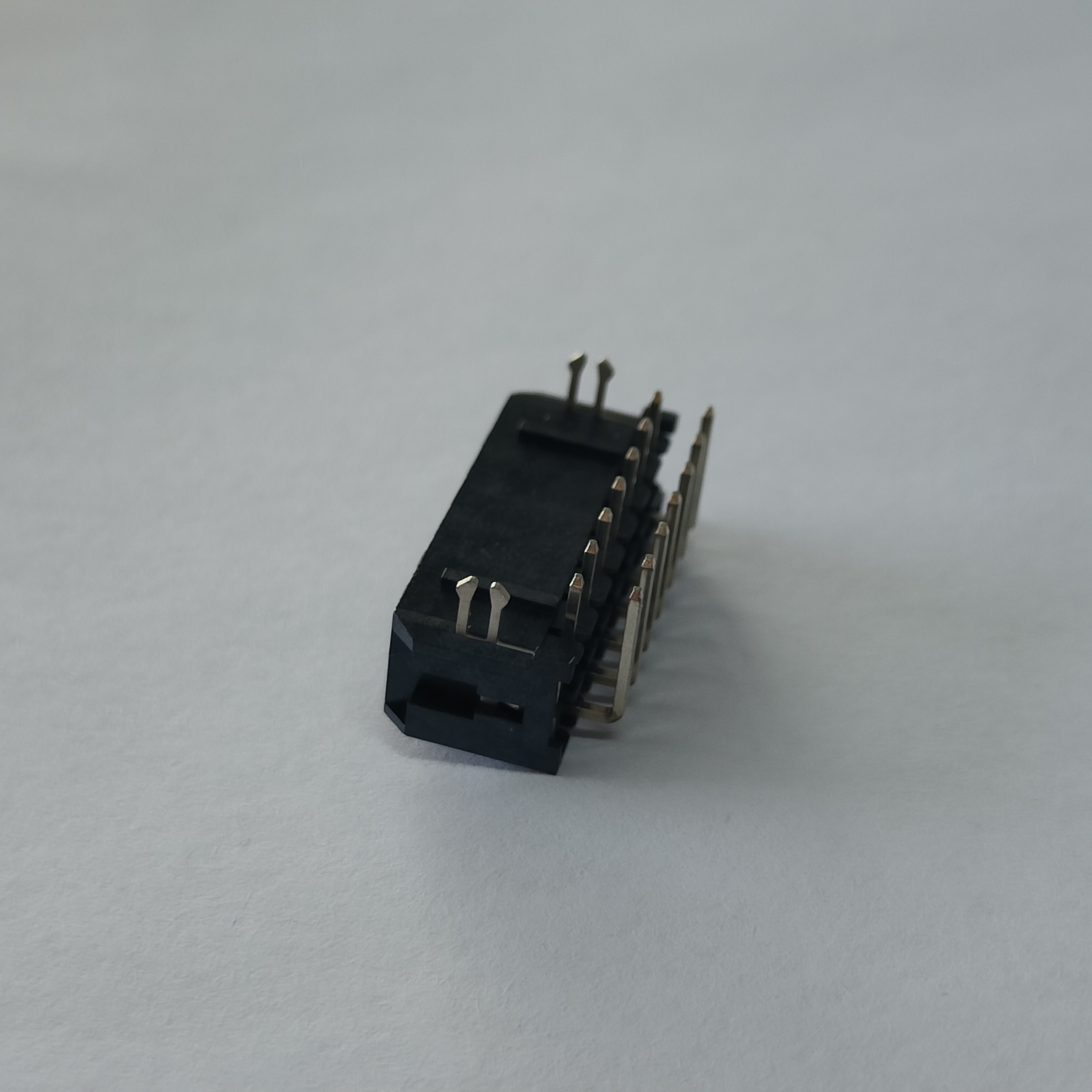 MX 3.0mm Pitch Dual Row Right Angle Header, 90°, DIP, LCP Material, Black, Dimension "L" = 3.00mm