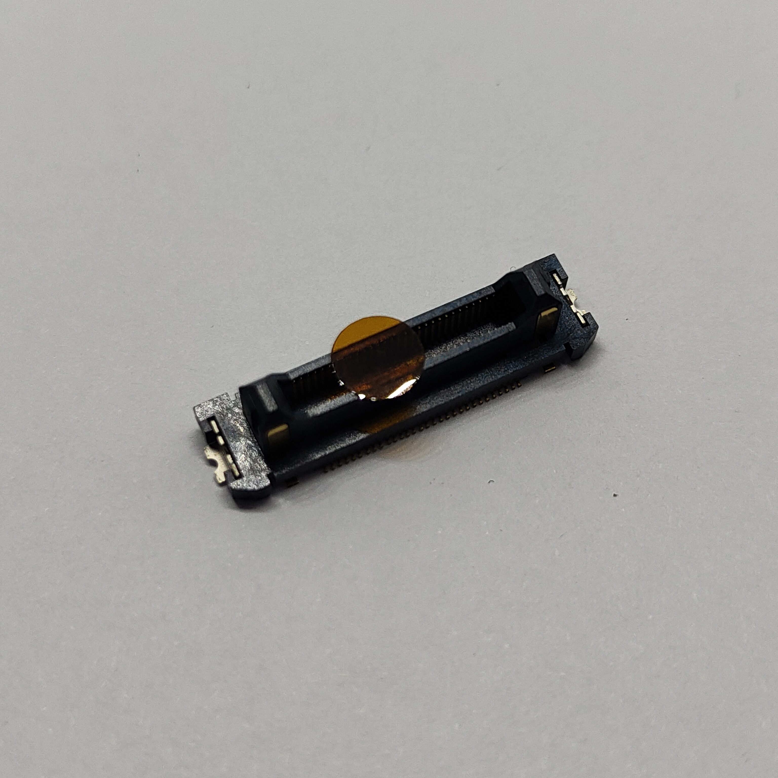 0.50mm Pitch Floating BTB Male, Vertical SMT, High Temperature 8mm, Au3u" , High Temperature LCP