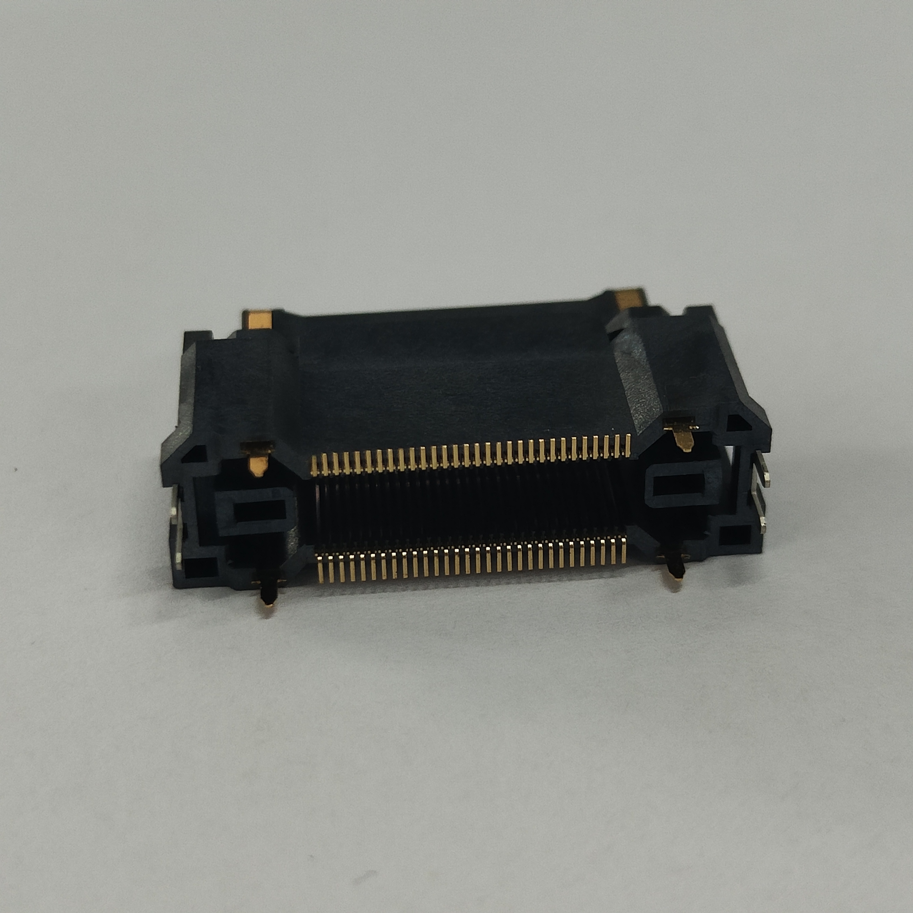 0.5mm Floating Vertical DIP BTB Male 60PIN Au3u" LCP High Temp BLACK