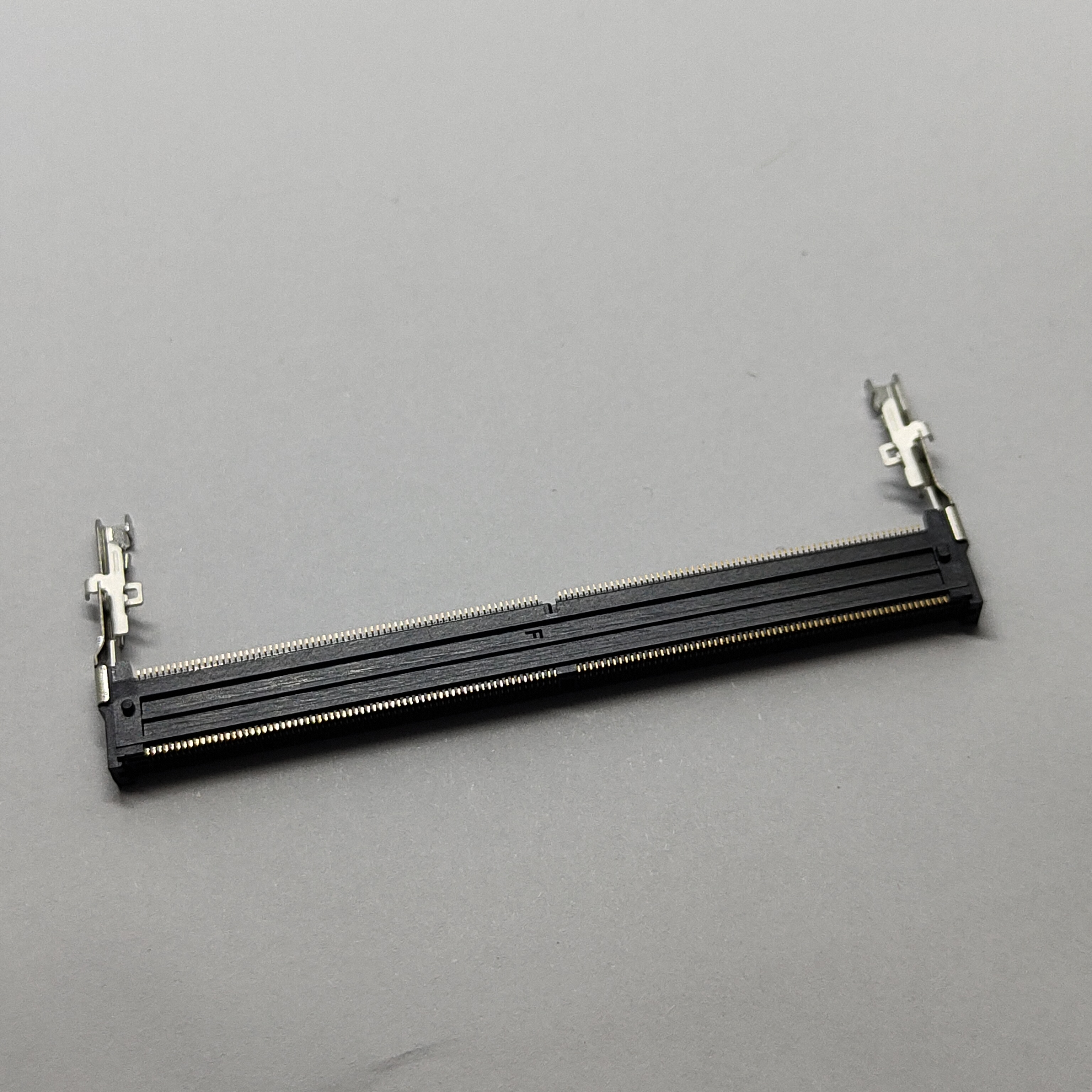 SODDR5 262PIN 4.0H STD Au15u''