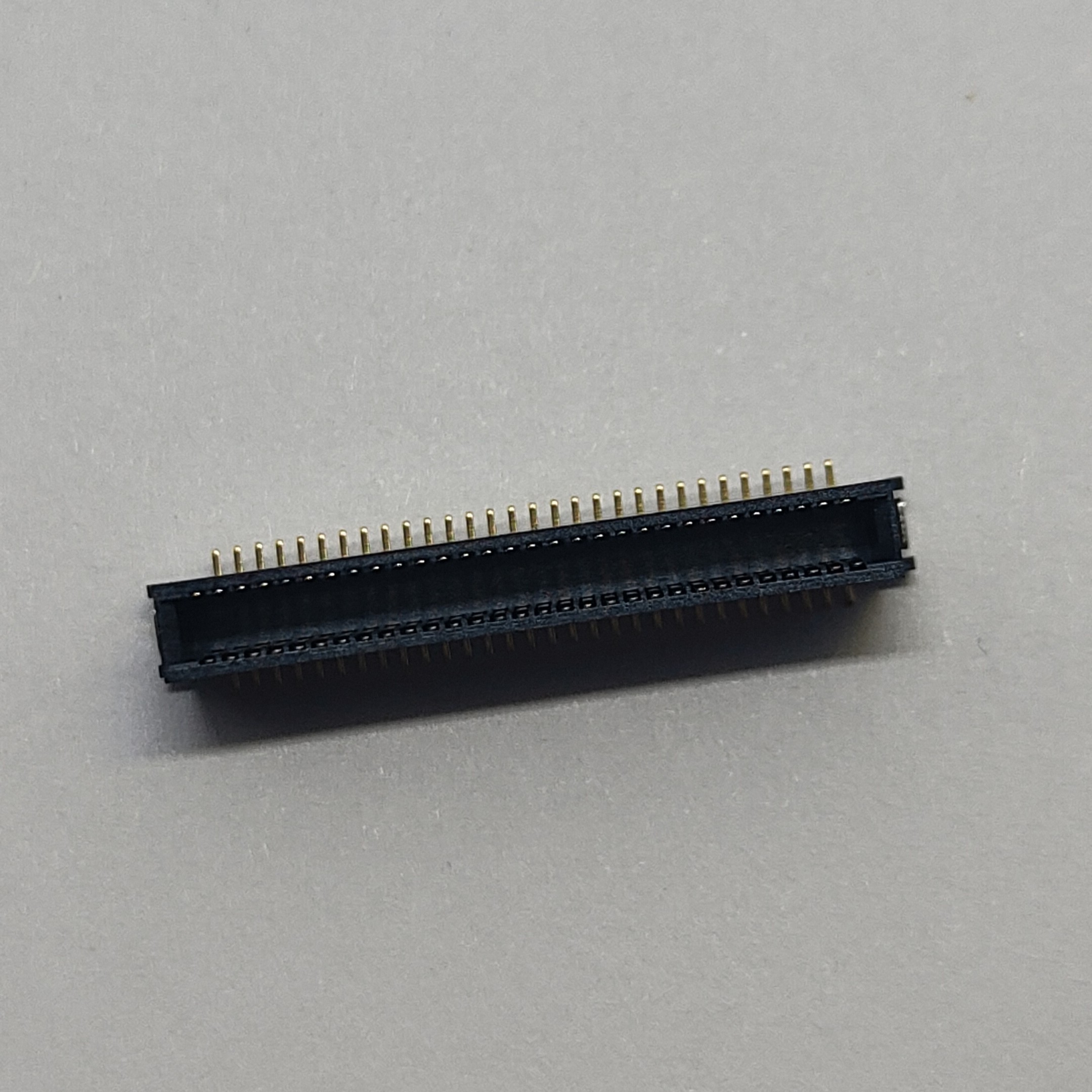 0.80mm Pitch Floating BTB Male Header, Straight, SMT, Au 3µ" Plating, LCP Housing, Black