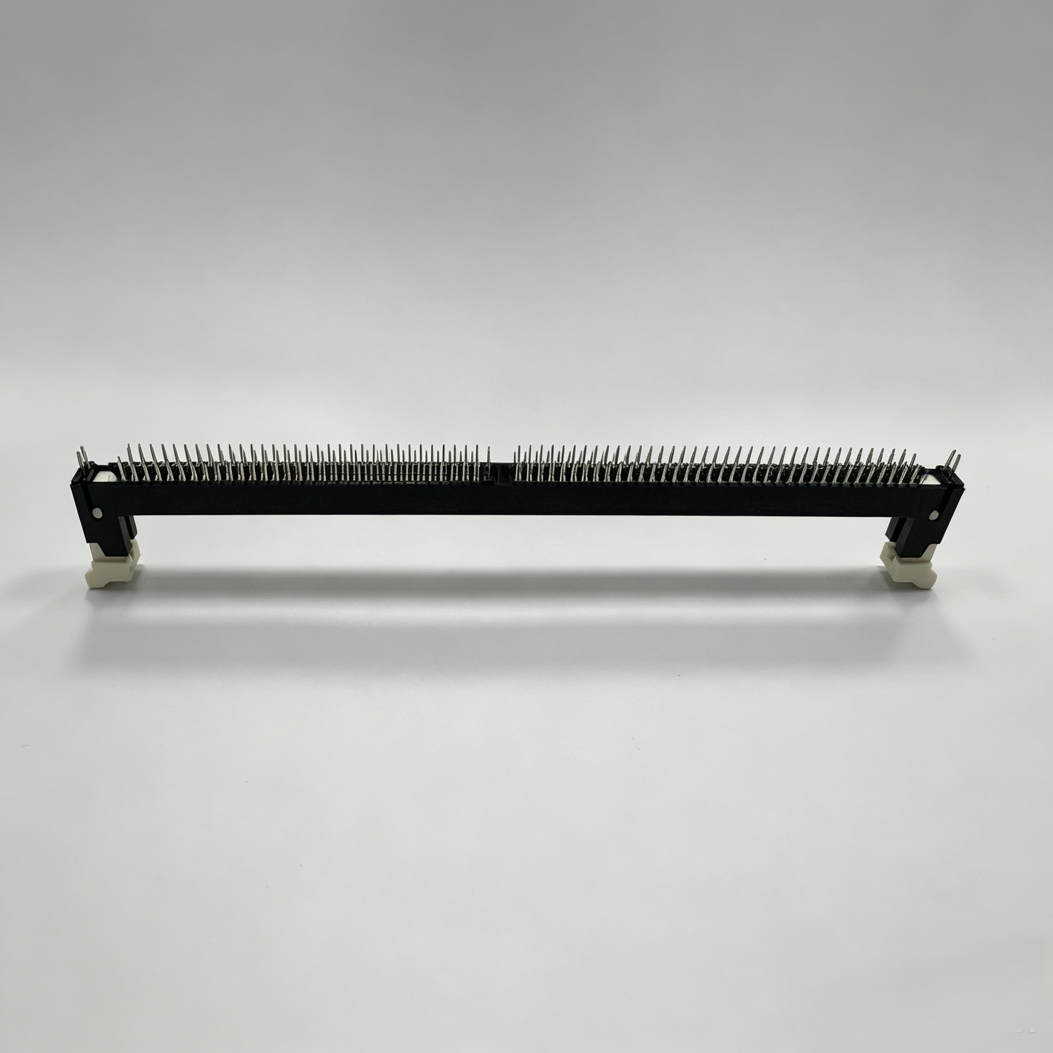DDR4 288Pin, Black Housing With White Retention Clips, Contact Area Gold Flash (G/F), Solder Tail Tin‑Plated 3.00mm DIP