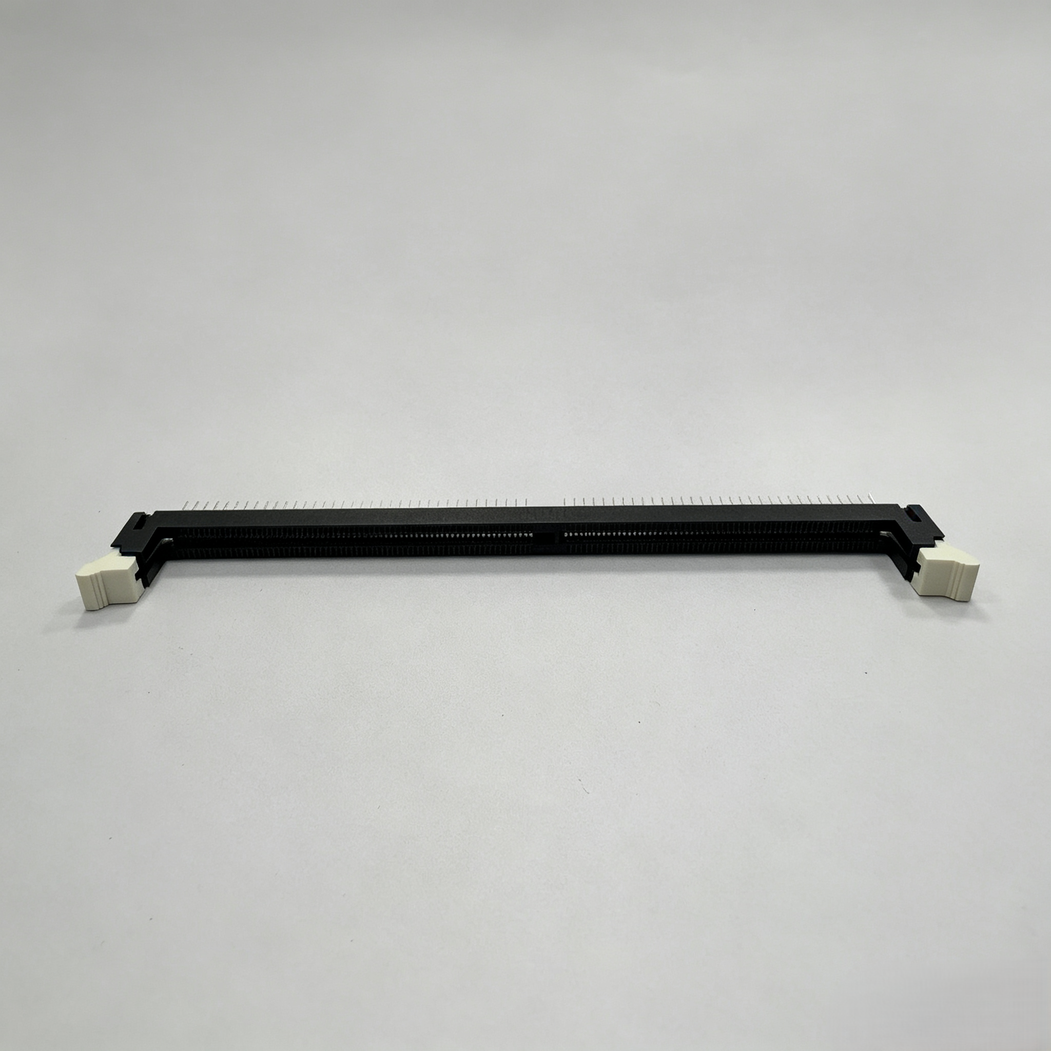 DDR4 288Pin, Black Housing With White Retention Clips, Contact Area Gold Flash (G/F), Solder Tail Tin‑Plated 3.00mm DIP