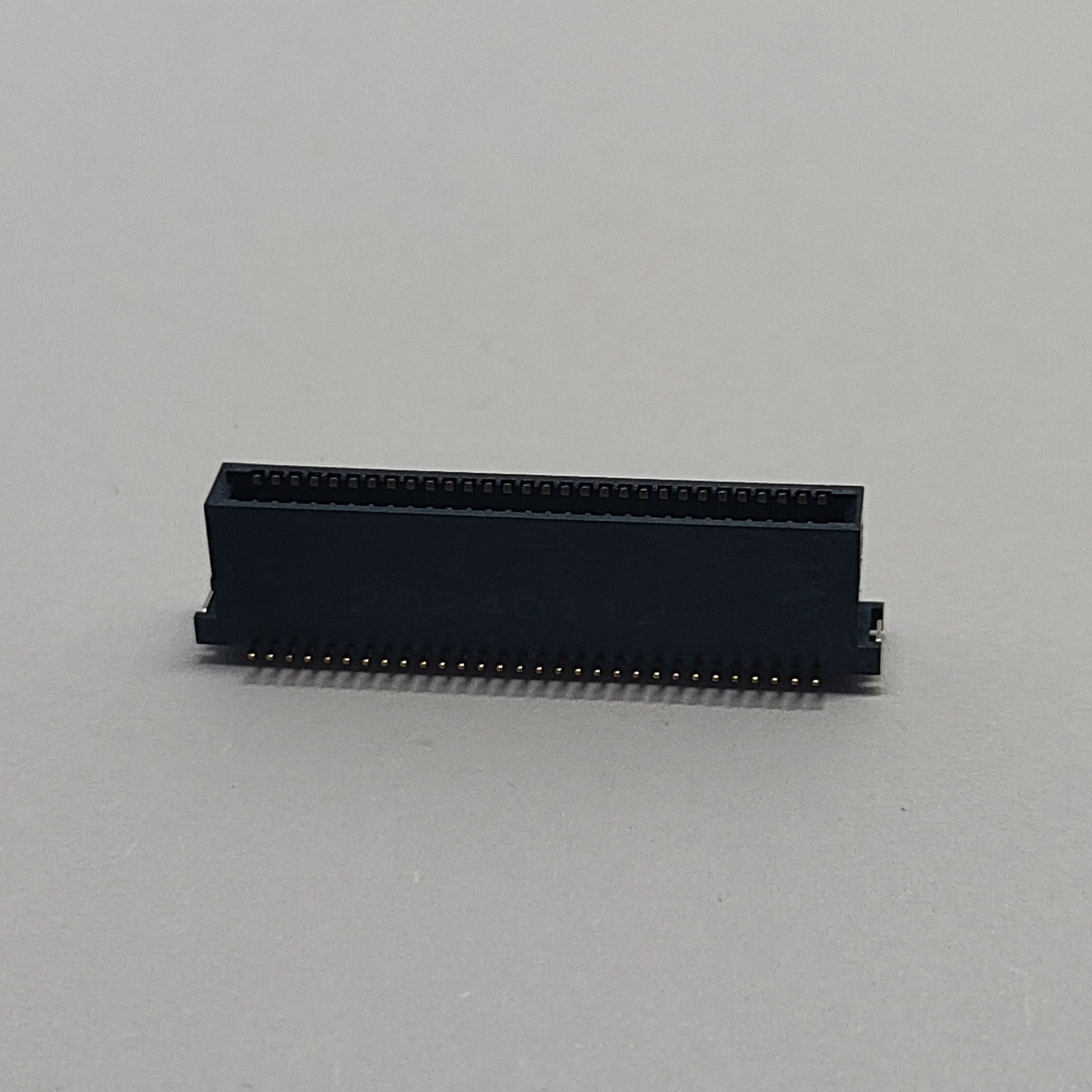 0.80mm Floating BTB Male Connector, Vertical SMT, Plastic Height 6.8mm LCP Black