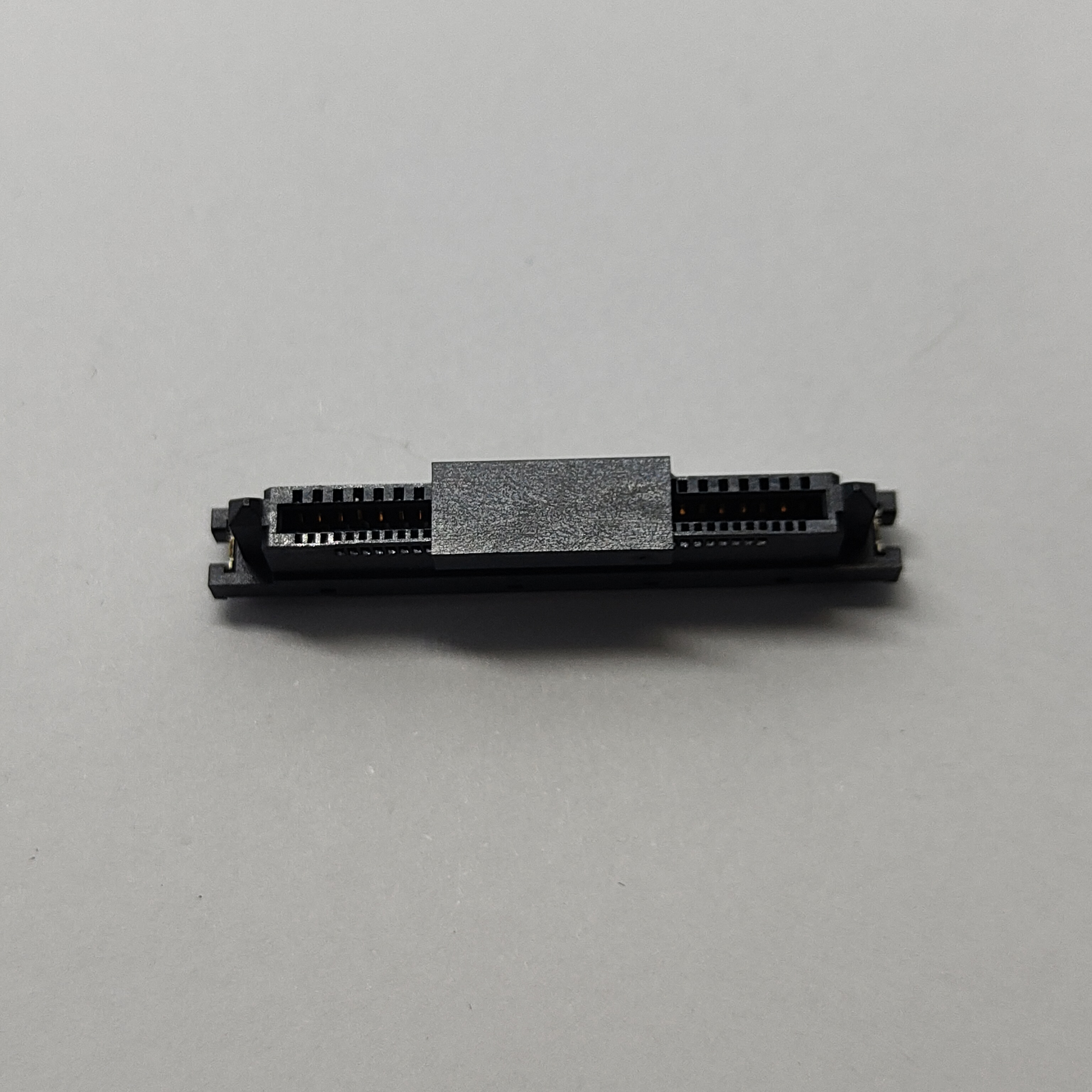 PCIe SAS VERTICAL SMT CONN Au30u''