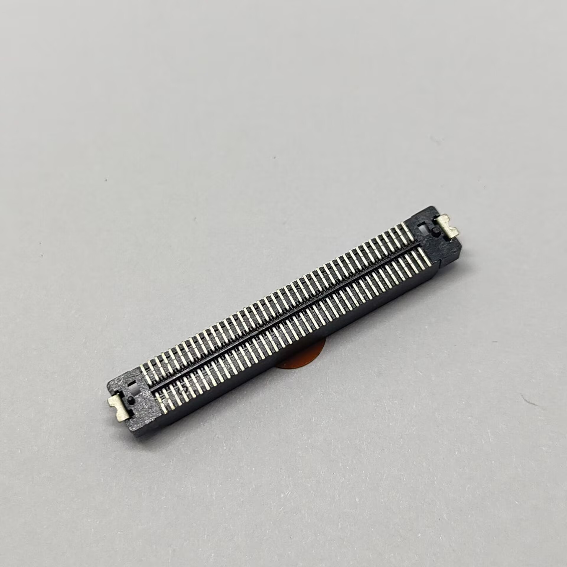 BTB Pitch 0.8mm Male Vertical SMT Connector, H5.00mm, Black