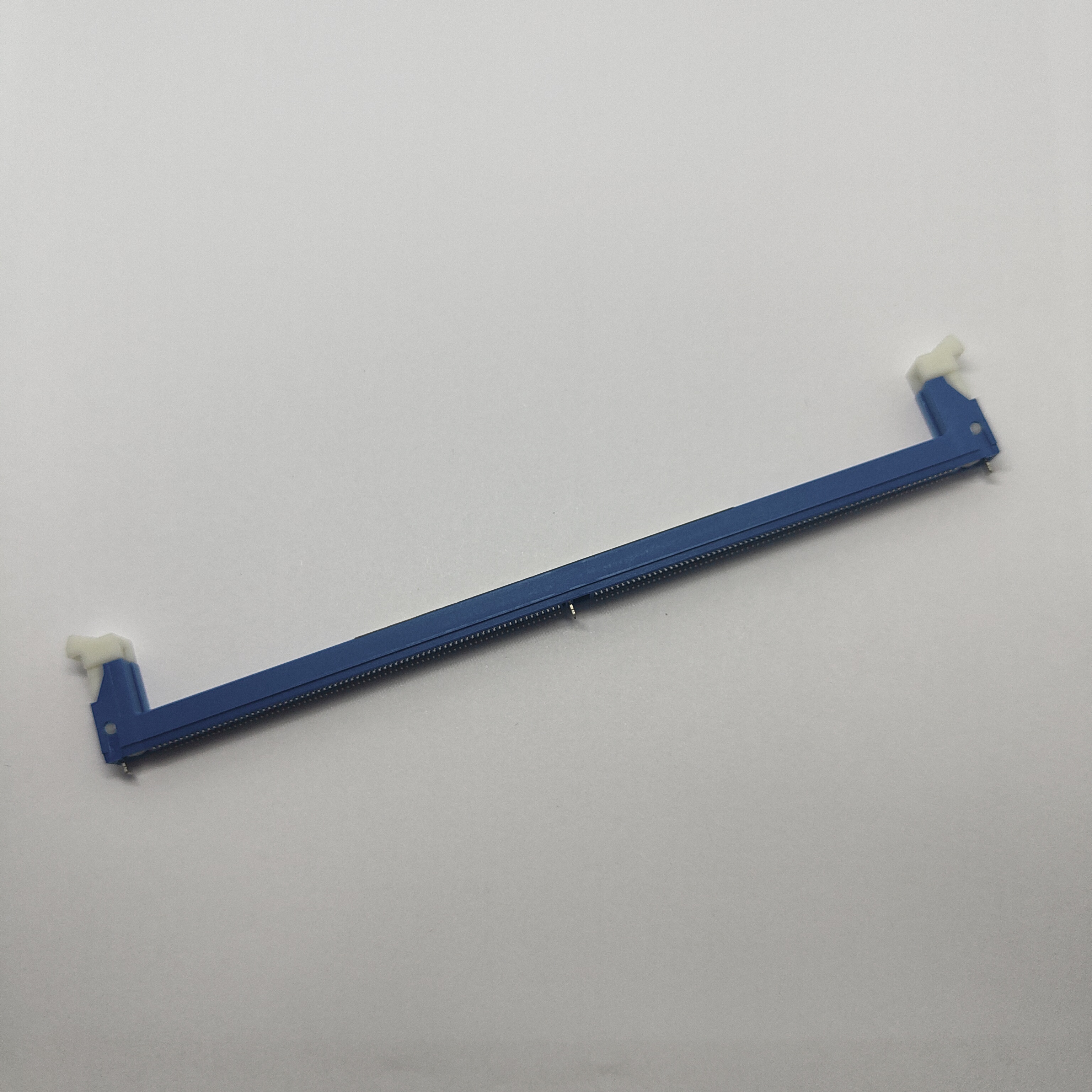 DDR5 288PIN PA9T Dual Latch Housing: BLUE (287C) Extractor: WHITE Au15u''