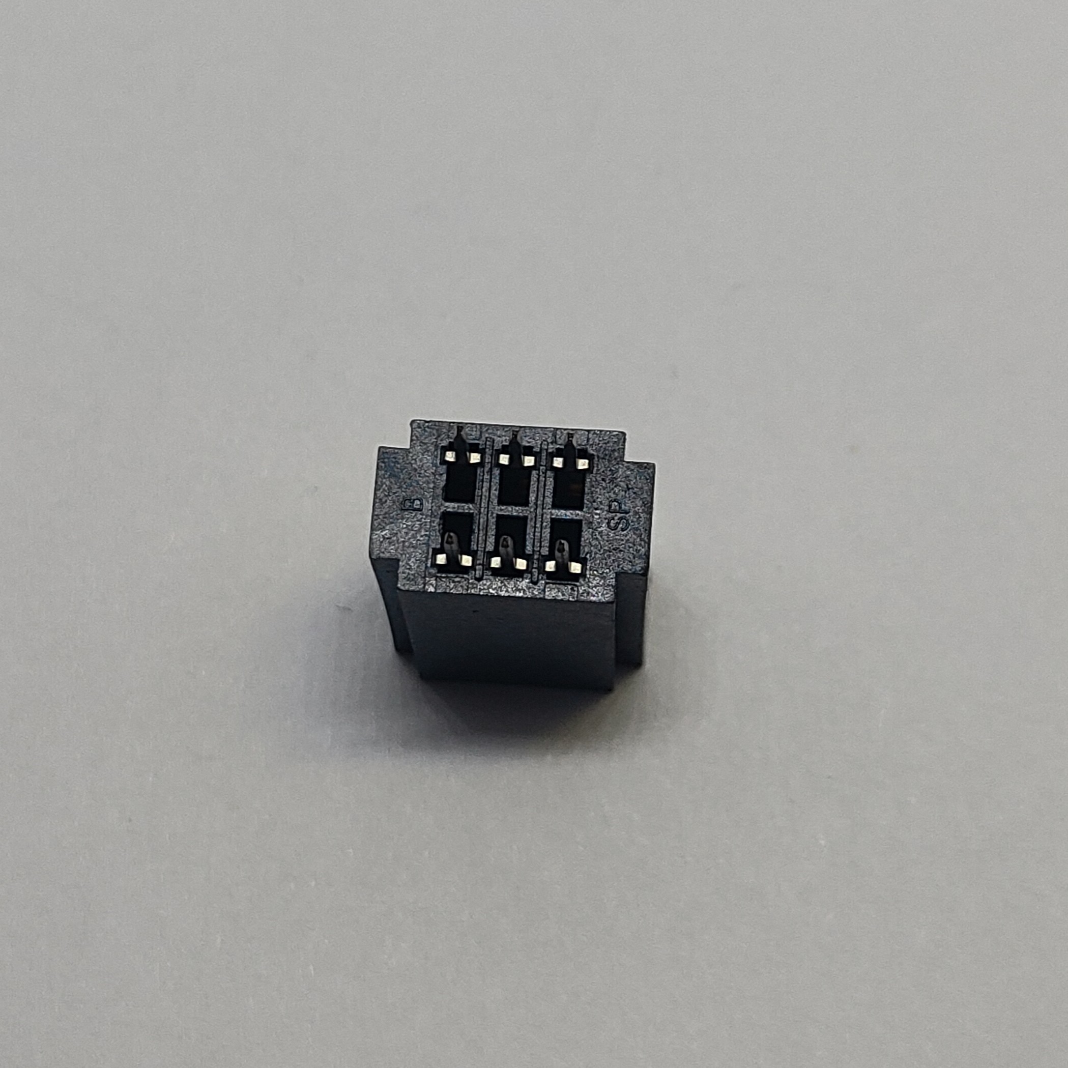 2.54mm Pitch Gold Finger DIP Connector 180° 2x3 Pin, Half Gold Tin 1u", High Temp Black Housing, 0.5mm Slot