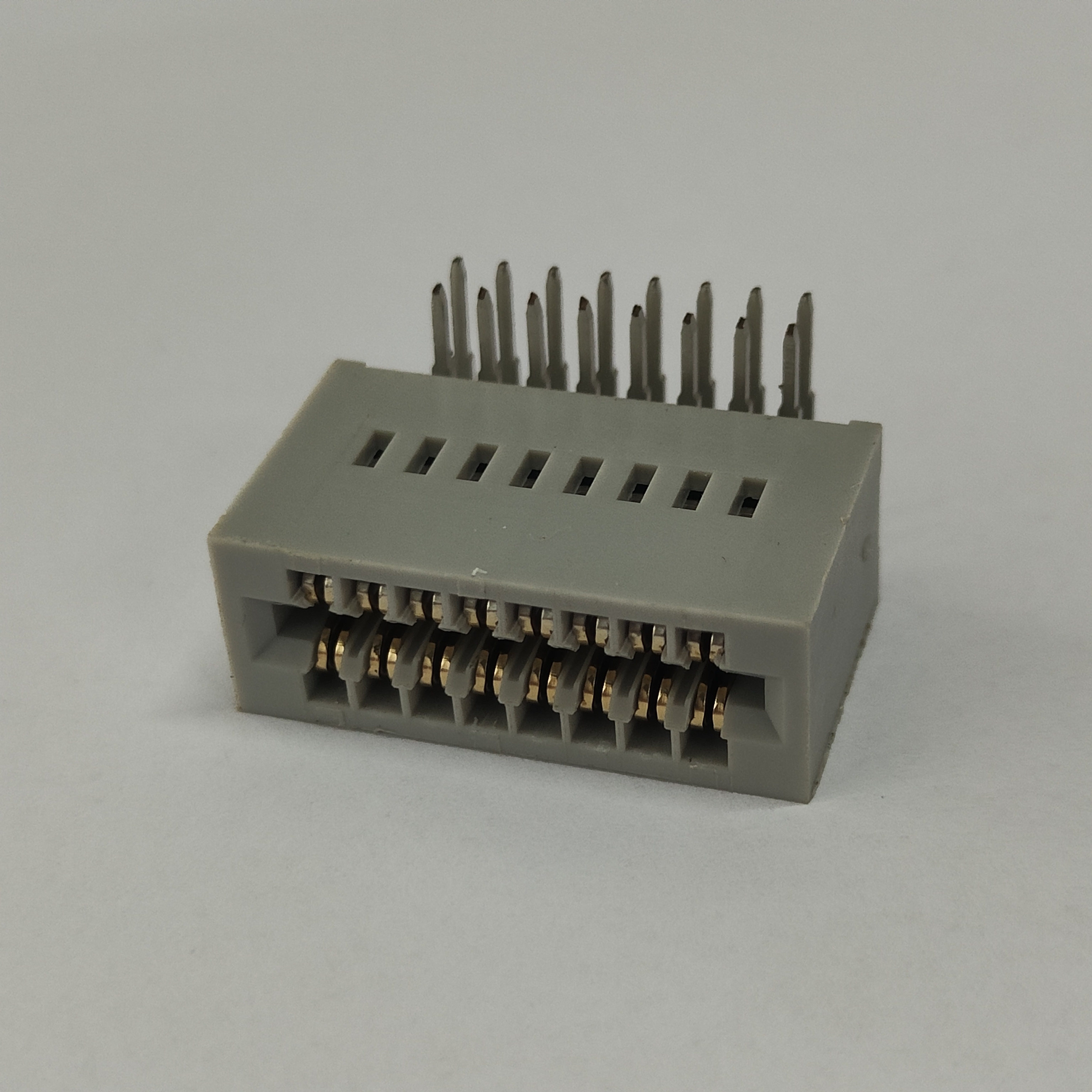2.54×2.54mm Pitch 90° Right Angle DIP Gold Finger, 2×8P, 1μ" Gold Plating, Gray, No Logo