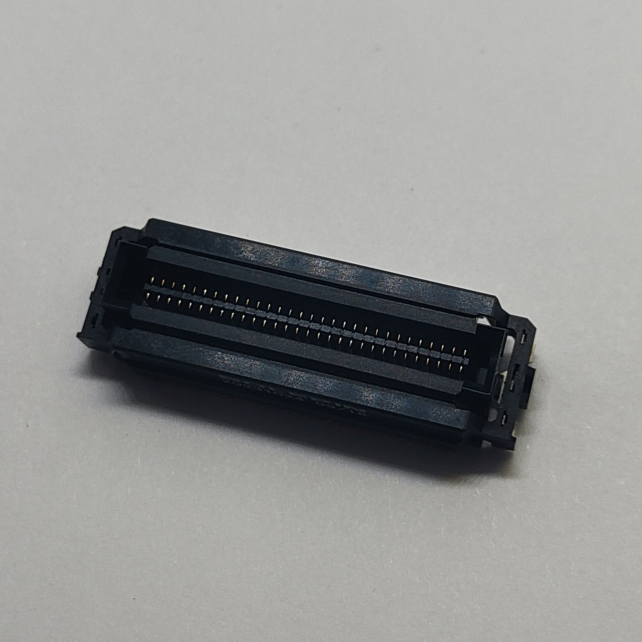 1.00mm Pitch Floating BTB Female Connector, Vertical SMT, 60 PIN