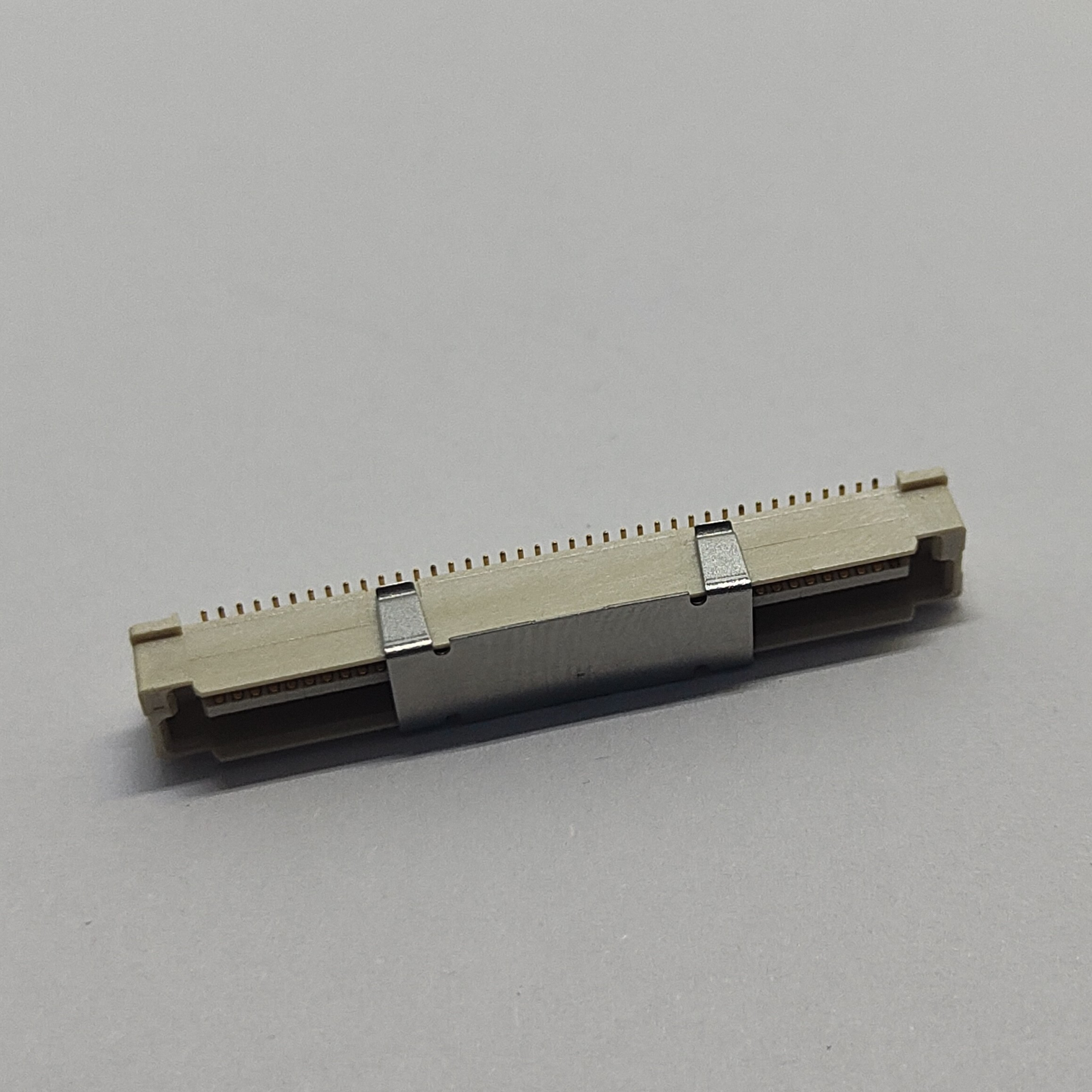 0.8mm Pitch BTB Male Connector, 80 Pins, SMT, 5.0mm Height