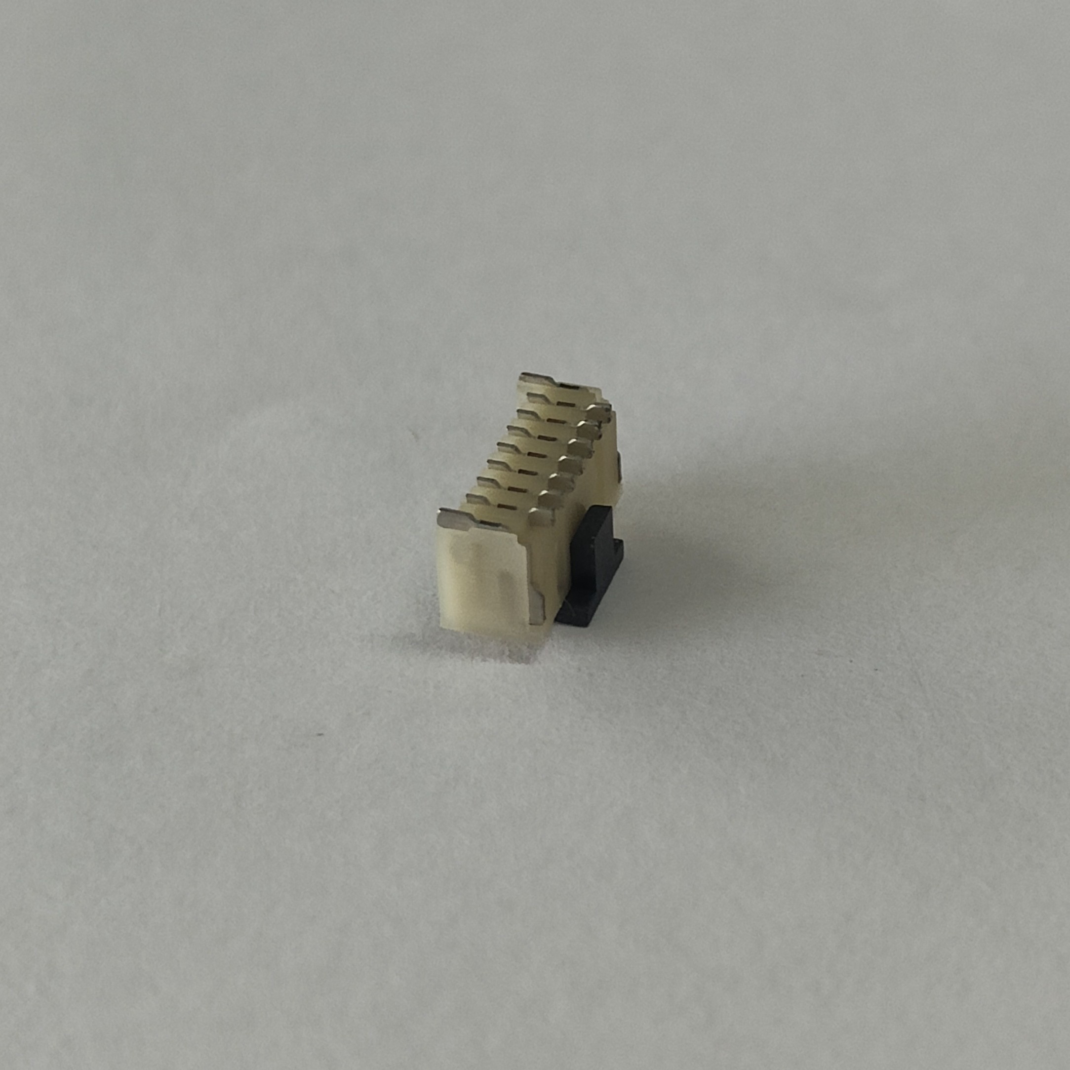 1.00mm Pitch 7-Pin SMT Connector, 180° Dual Row Pads, PA9T Material
