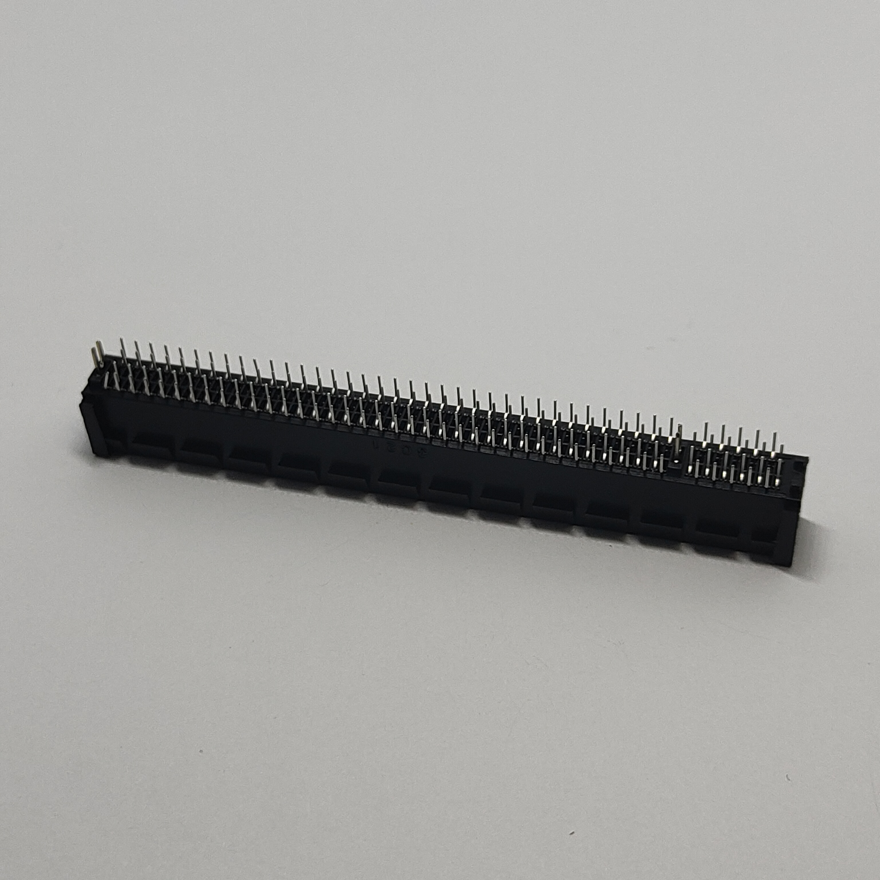 PCIe 164Pin Traditional Black Connector G/F – Harpoon, 2.50mm Lead, PBT/C2680/SPCC