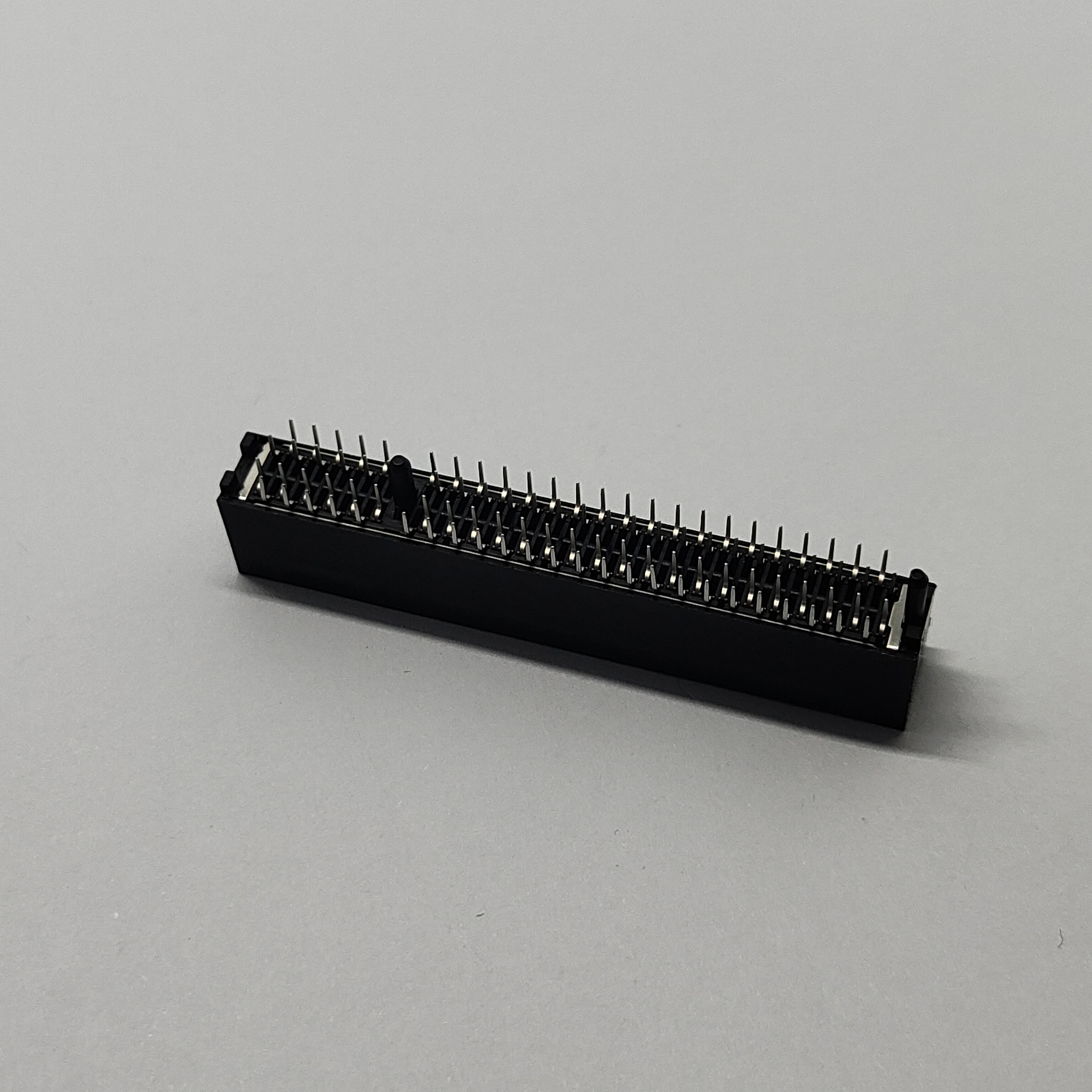 PCIe 4.0 98PIN Au15u'' BLACK Halogen-Free DIP TRAY DIM T=2.3