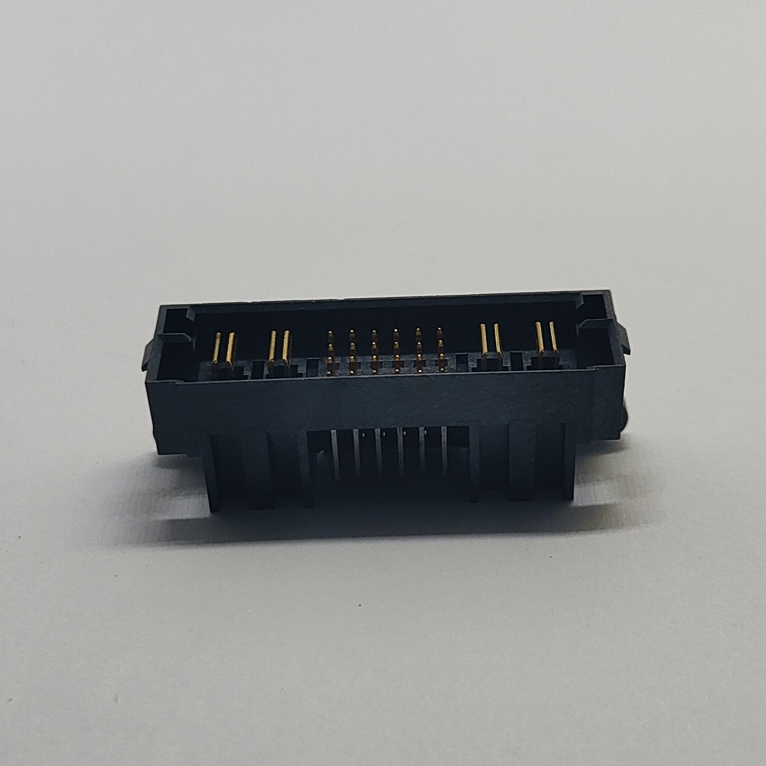 5.0mm Power + 2.0mm Signal Combo Connector, DIP R/A, 2P+24P+2P, Selective Au 10μ"/Sn, High-Temp, Black
